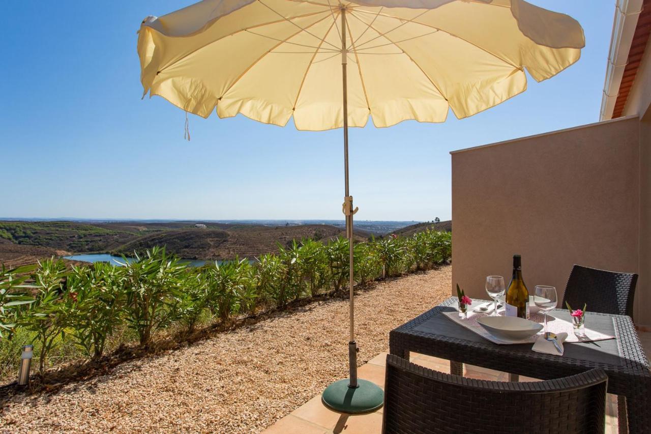 Corte Velada Guest House By Lovelystay Lagos Exterior photo
